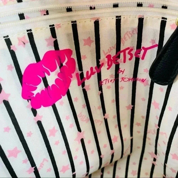 Betsey Johnson LB DEBBIE Love@First Sight Backpack - Picture 11 of 15
